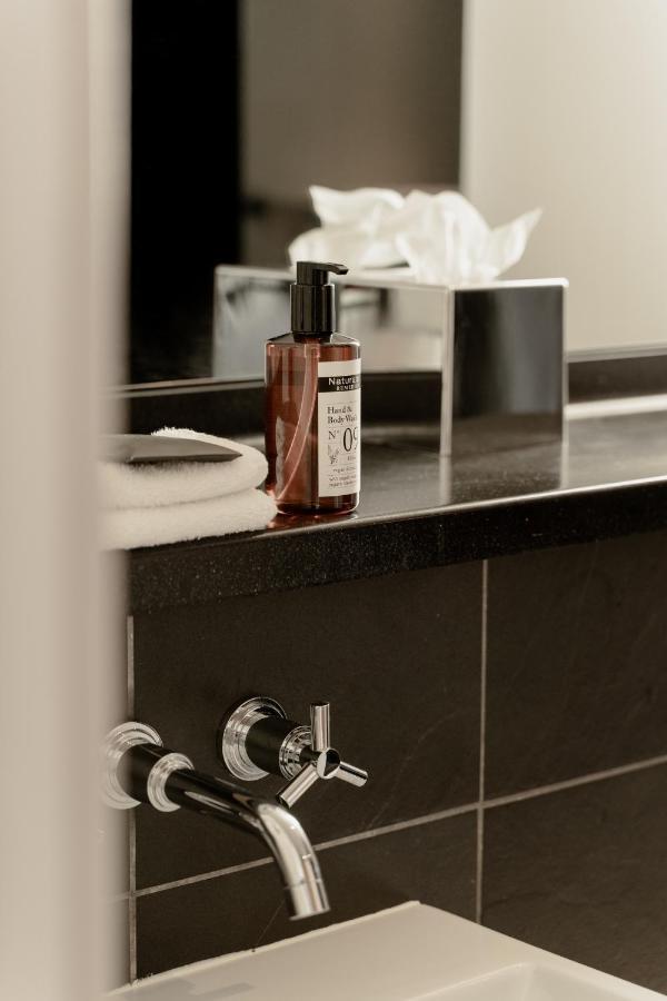 Abode 4*