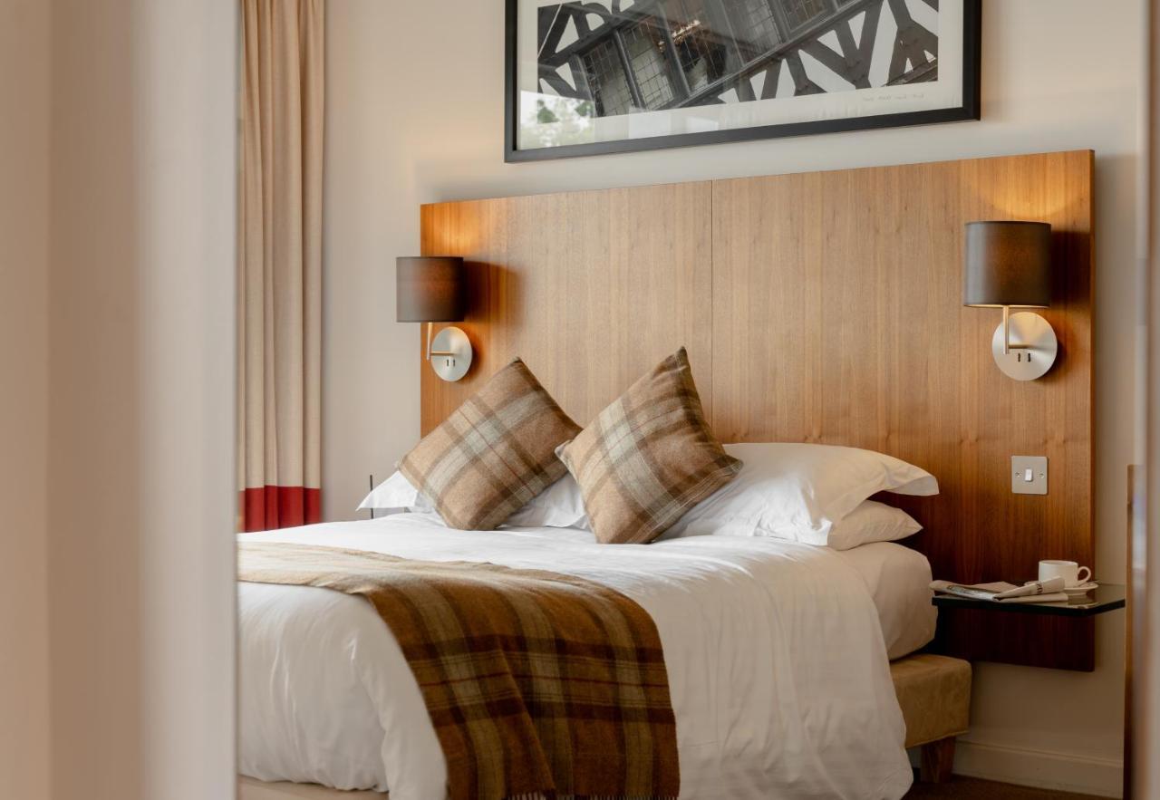 Abode 4*