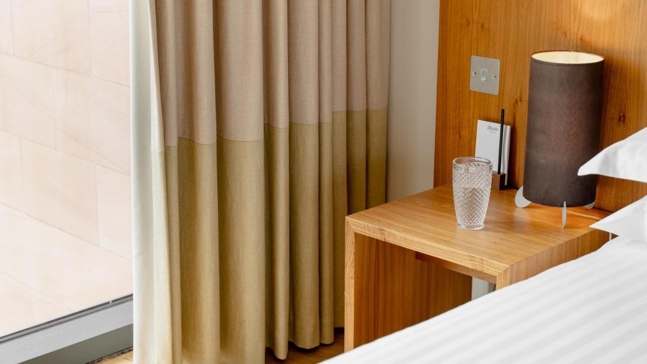 Hotel Abode